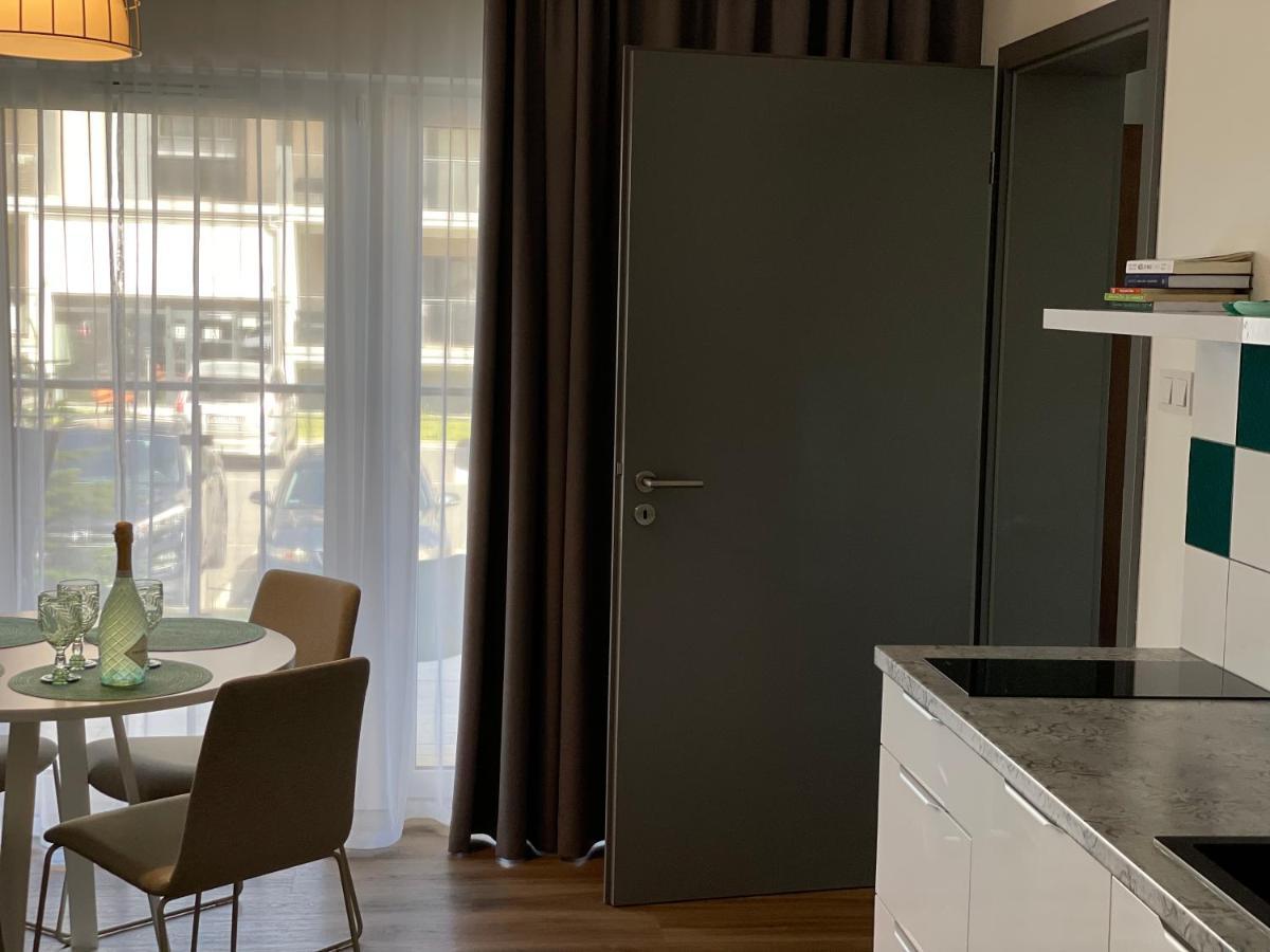 Piec Morz Basen&spa Apartment *