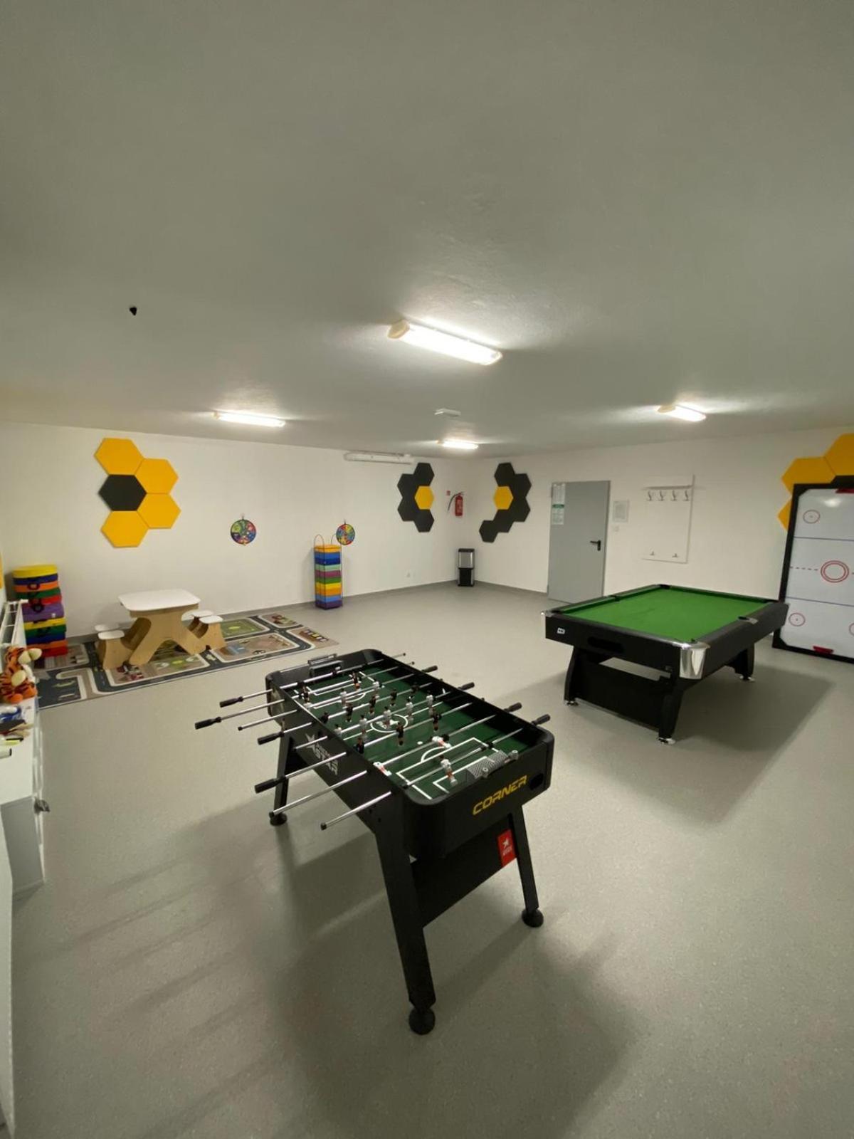 Piec Morz Basen&spa Apartment